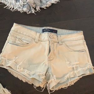 Cute jean shorts